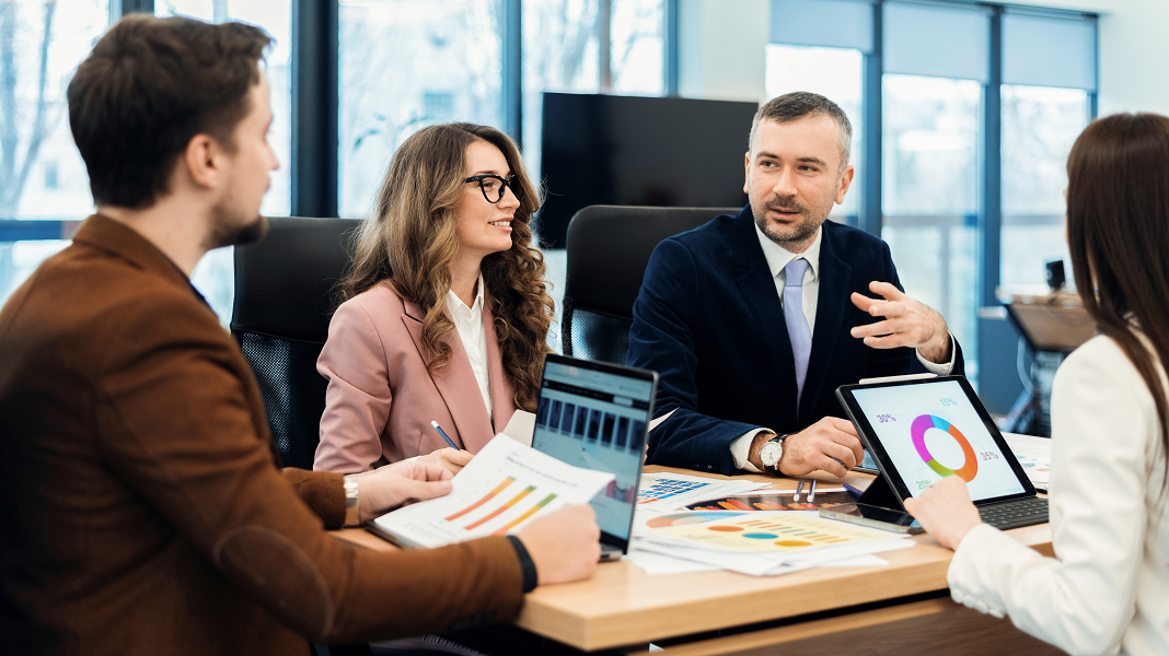 Top Social Media Marketing Consultant for Strategic Growth in 2025